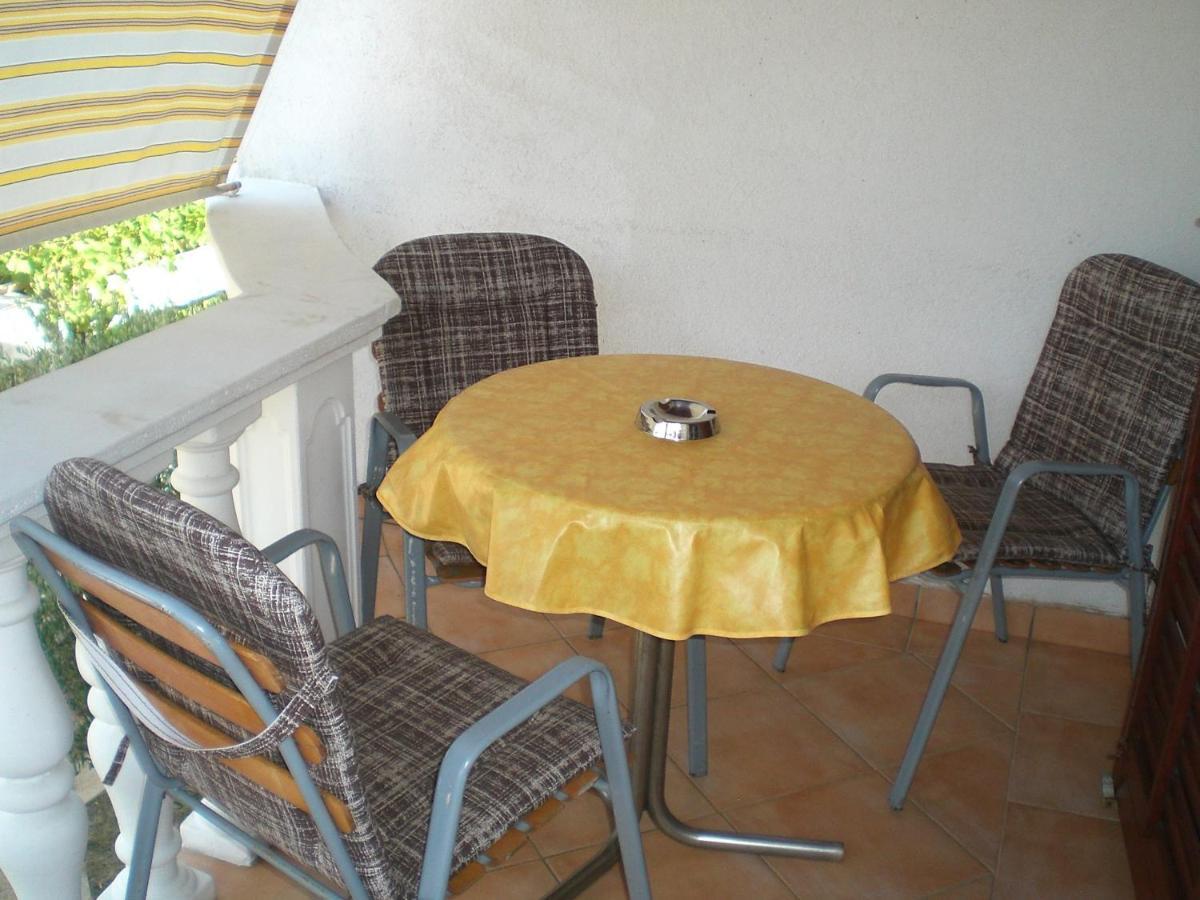 Bava Apartment Ugljan Exterior photo